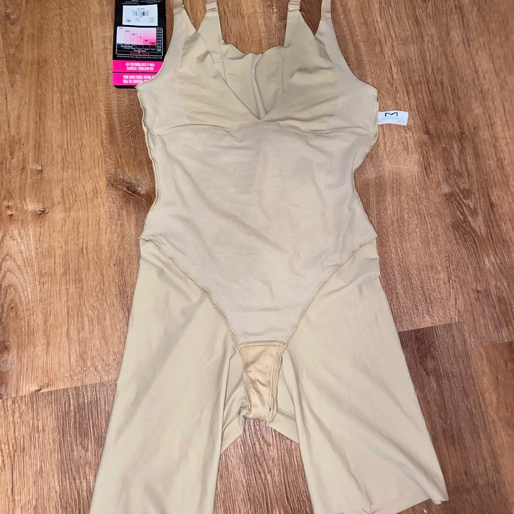 Maidenform Shaper - Picture 9 of 10